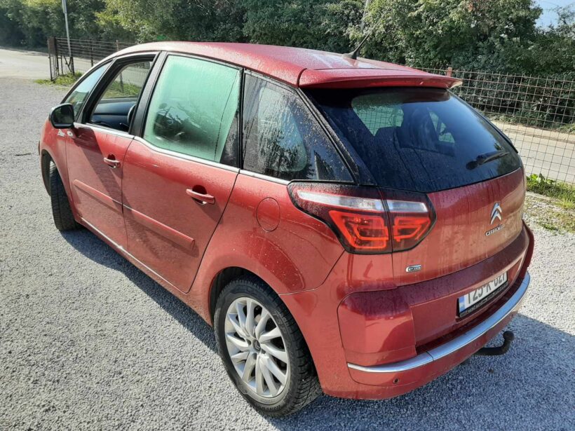 382832860_336843915428146_6027669474810327552_n