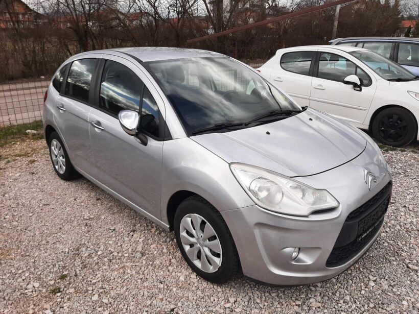 93d4b57f-5378-4192-bf28-438a4ba96225